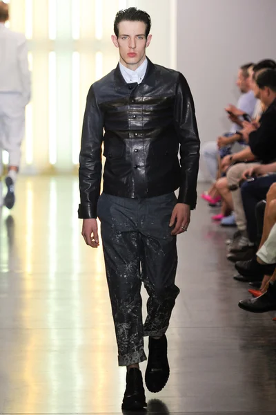 Look 8
